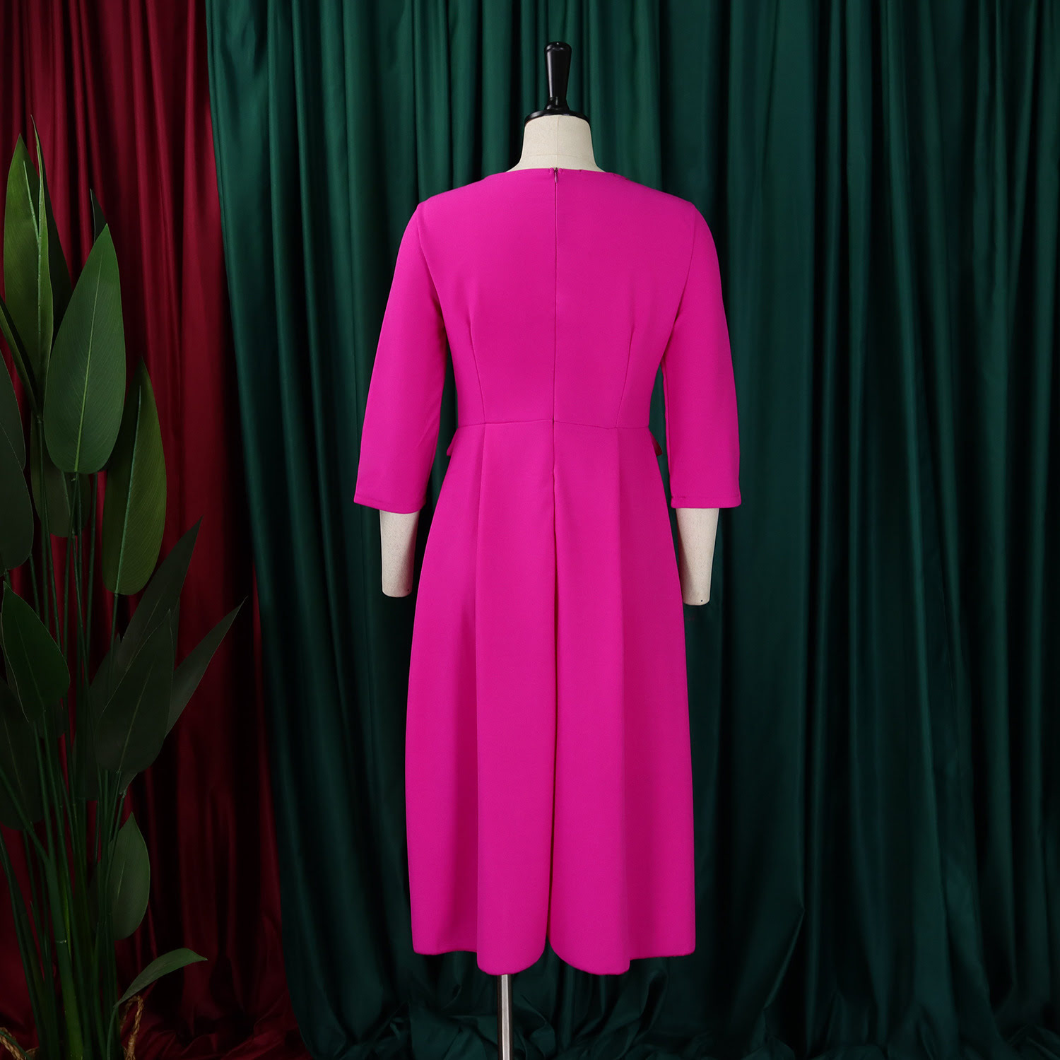 D529 Roupas femininas temperamento elegante cor sólida plissado vestido plus size